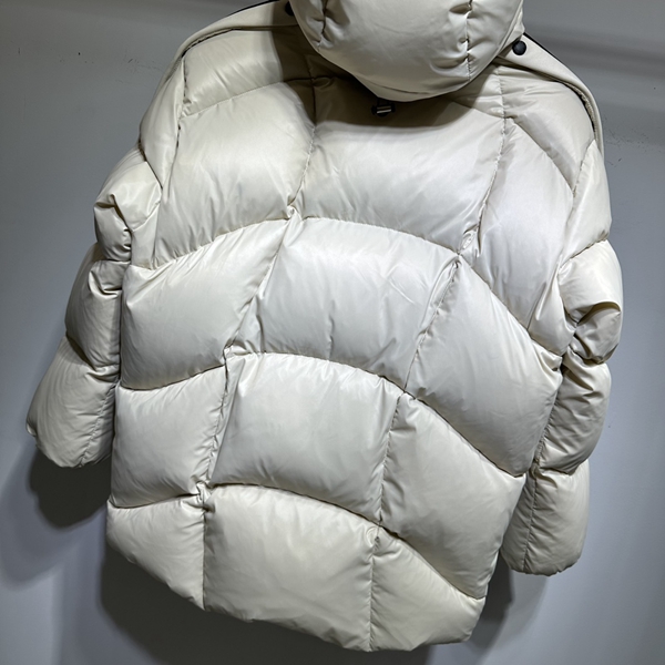 ハイクオリティダウンジャケット全体デザイン